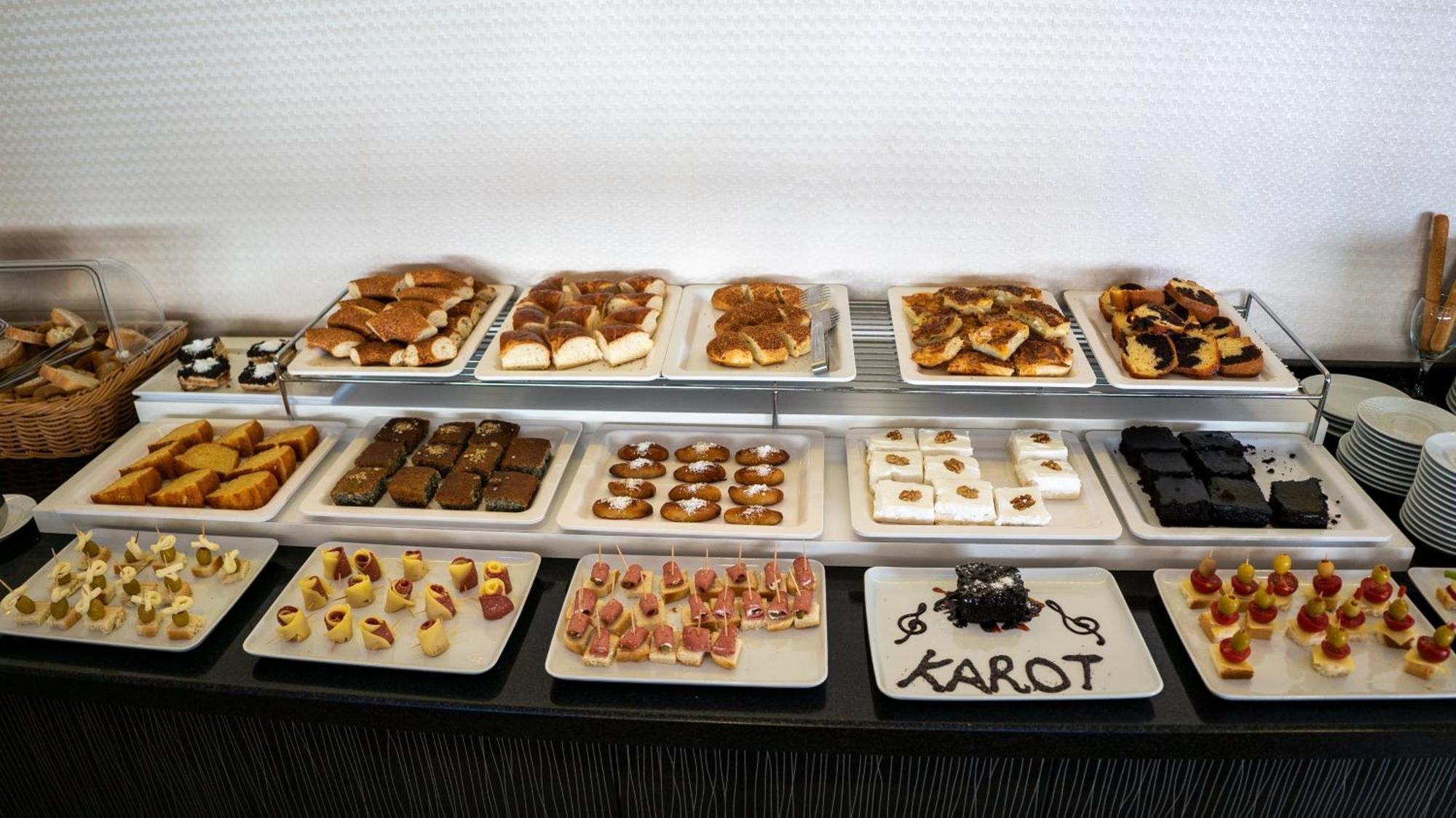 Grand Karot Hotel ยาโลวา ภายนอก รูปภาพ